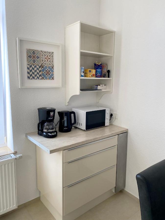 2 Rooms, Free Parking, 25 Min To Duesseldorf, 150 Mbps Wlan Duisburg Luaran gambar
